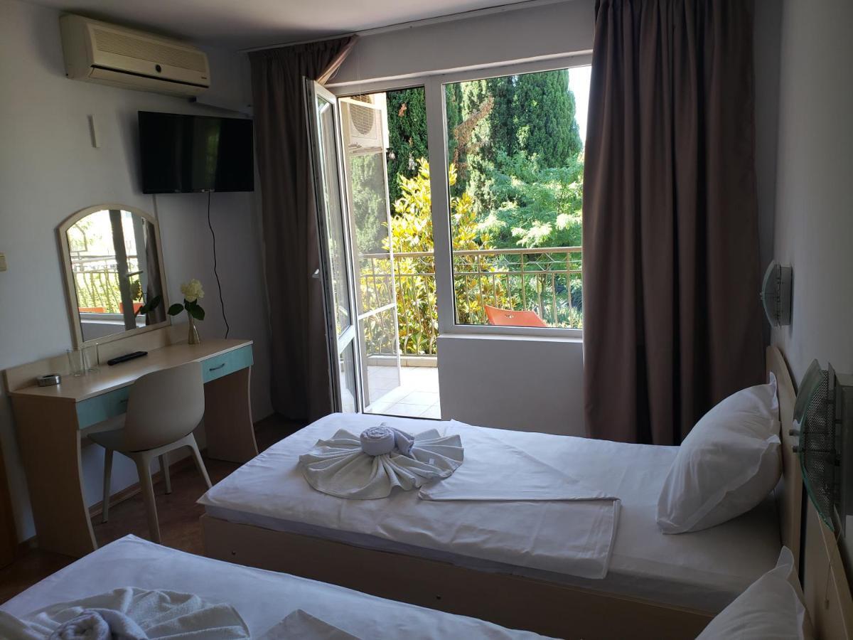 Family Hotel Magnolia Slantchev Briag Extérieur photo