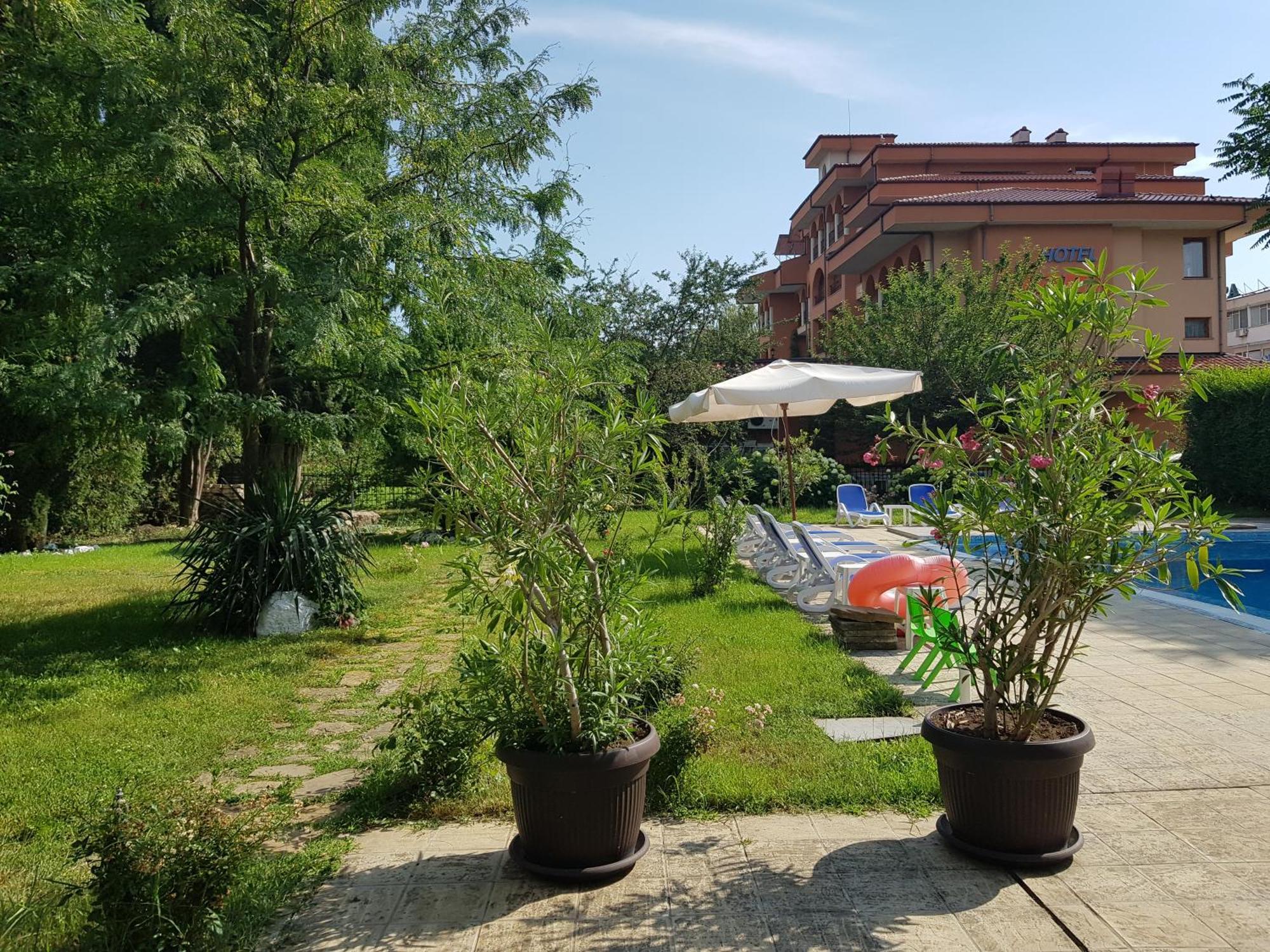 Family Hotel Magnolia Slantchev Briag Extérieur photo